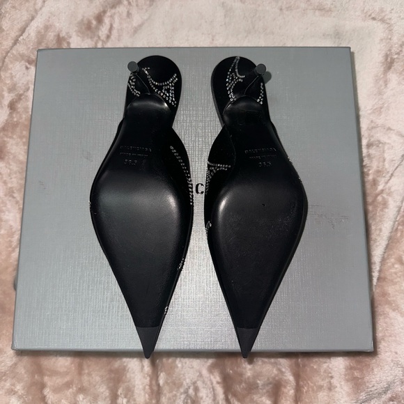 Balenciaga Crystal Eiffel Tower Mule Heels Size 36 
100% authentic - Picture 5 of 6